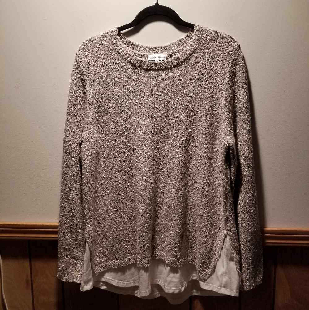 🍁🌺Northern Reflections vintage crew neck sweater w attached bottom layer..